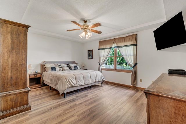 4421 Oak Street, Davenport, IA 52806