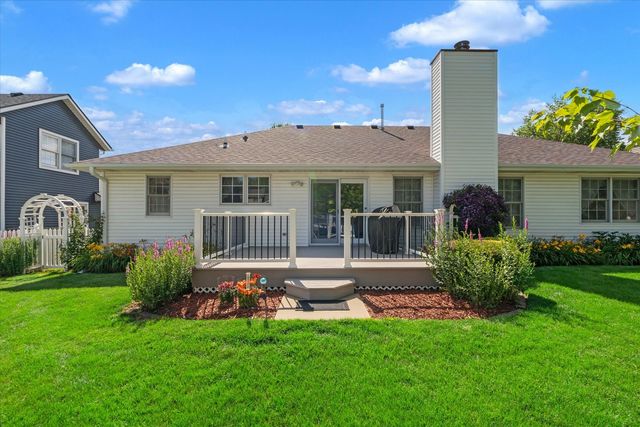 4421 Oak Street, Davenport, IA 52806