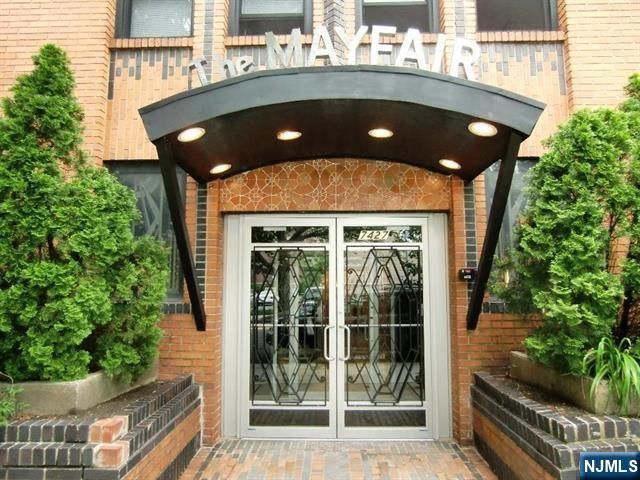 7427 Boulevard East a, North Bergen, NJ 07047