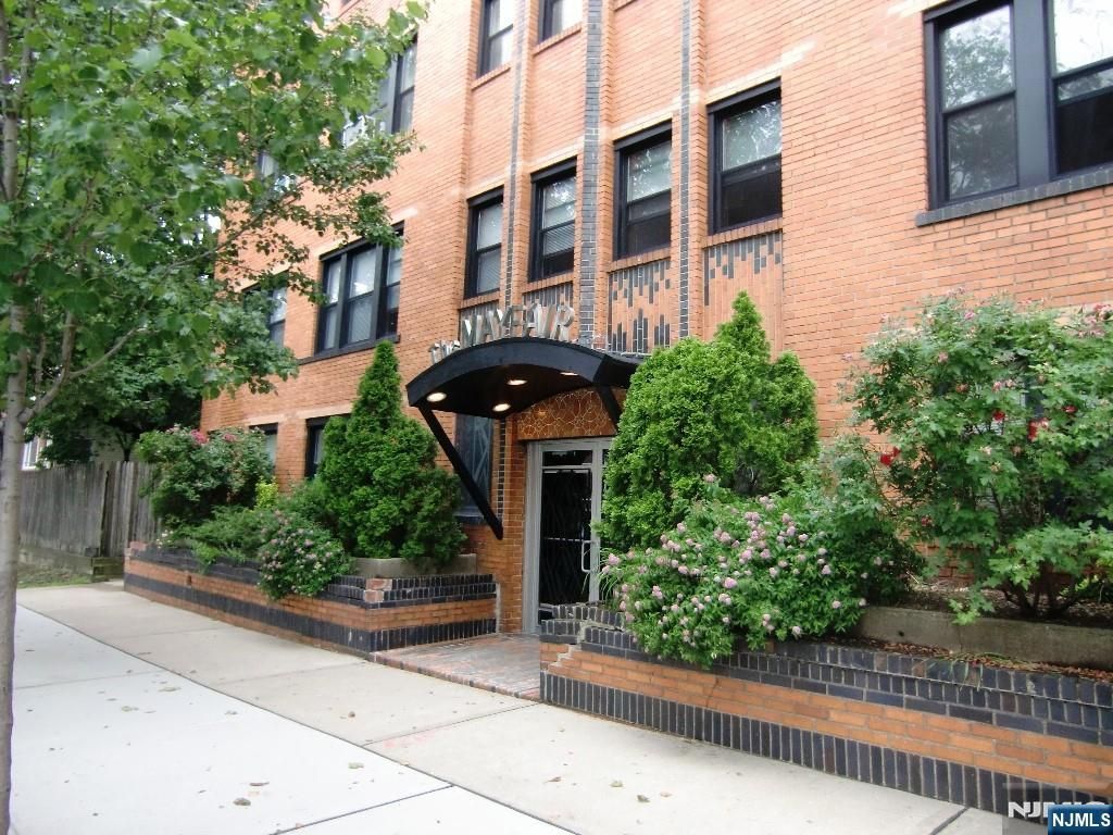 7427 Boulevard East a, North Bergen, NJ 07047