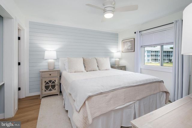 35979 CONDO DR #203B, Rehoboth Beach, DE 19971