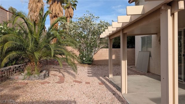 8130 Shellstone Avenue, Las Vegas, NV 89117