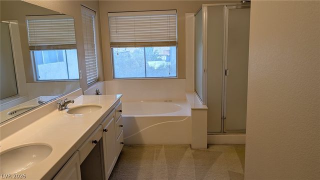 8130 Shellstone Avenue, Las Vegas, NV 89117