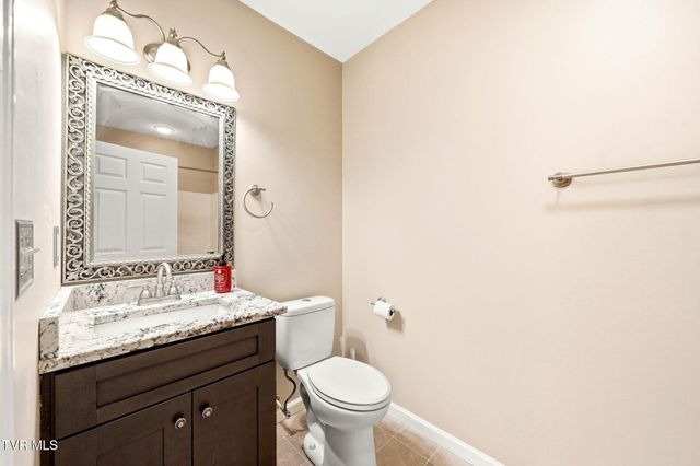 191 Royal Oaks Drive, Jonesborough, TN 37659