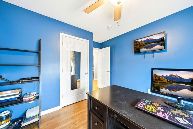 191 Royal Oaks Drive, Jonesborough, TN 37659