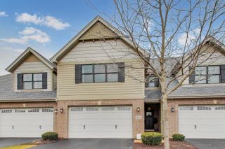 613 Bourbon Court, Naperville, IL 60565