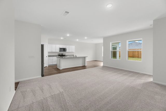 8256 Stovepipe Drive, Fort Worth, TX 76179