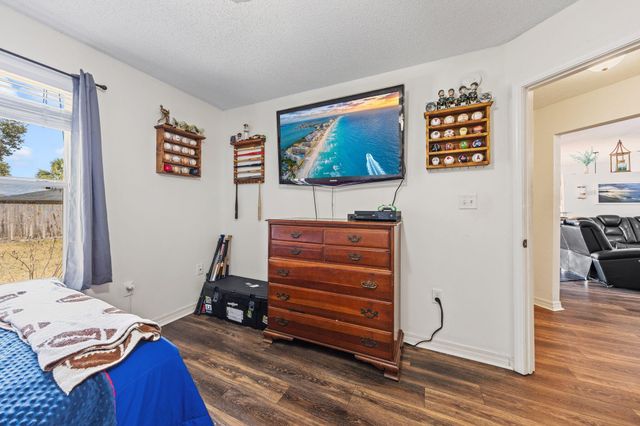 2897 PGA Boulevard, Navarre, FL 32566