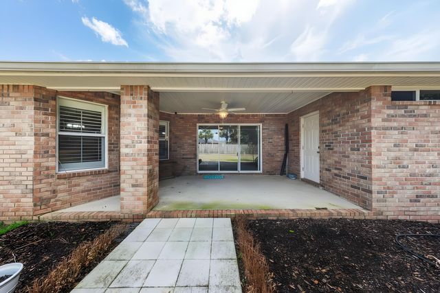 2897 PGA Boulevard, Navarre, FL 32566