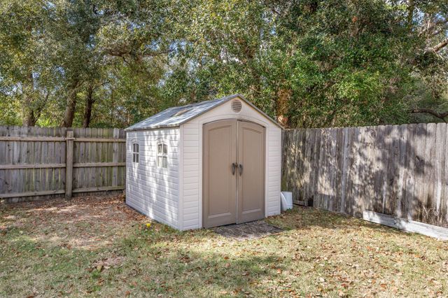 2897 PGA Boulevard, Navarre, FL 32566