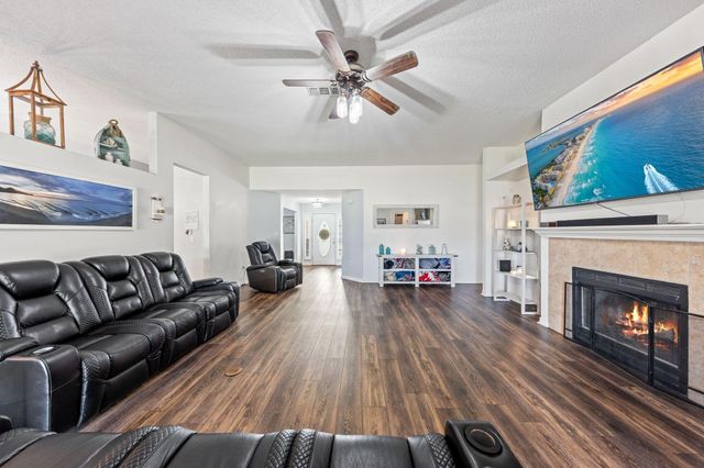 2897 PGA Boulevard, Navarre, FL 32566