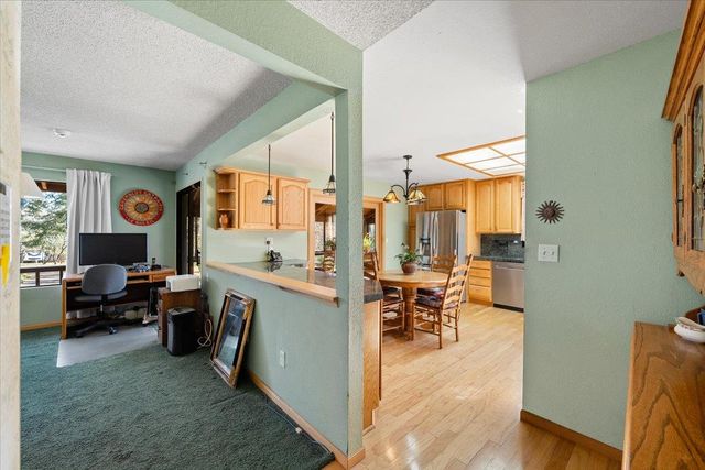 5454 Crestline Dr, Foresthill, CA 95631