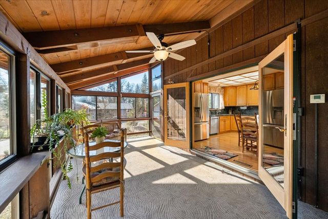 5454 Crestline Dr, Foresthill, CA 95631