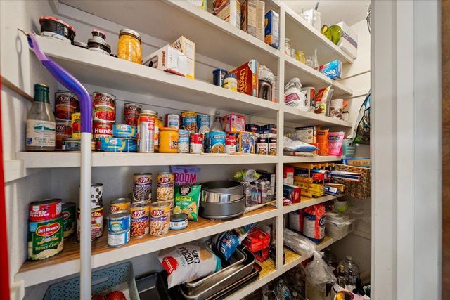 5454 Crestline Dr, Foresthill, CA 95631