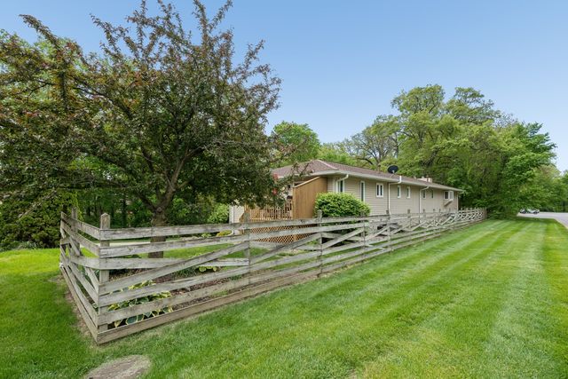 870 47th Avenue 2, East Moline, IL 61244