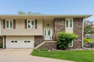 870 47th Avenue 2, East Moline, IL 61244