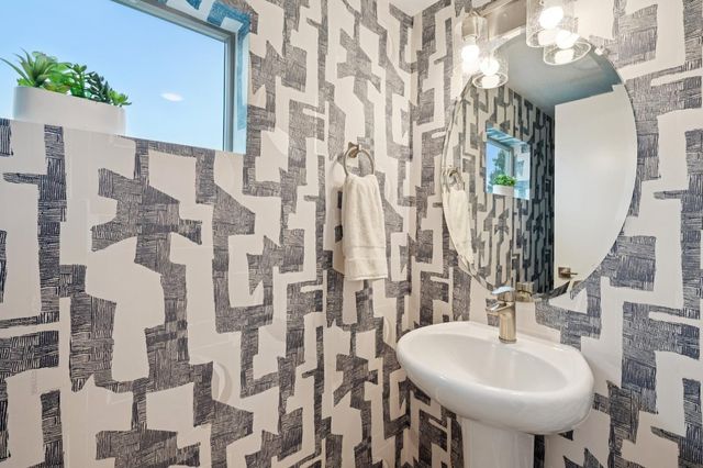 2019 Odin Walk, Sacramento, CA 95835