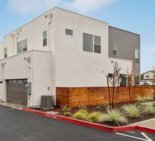 2019 Odin Walk, Sacramento, CA 95835