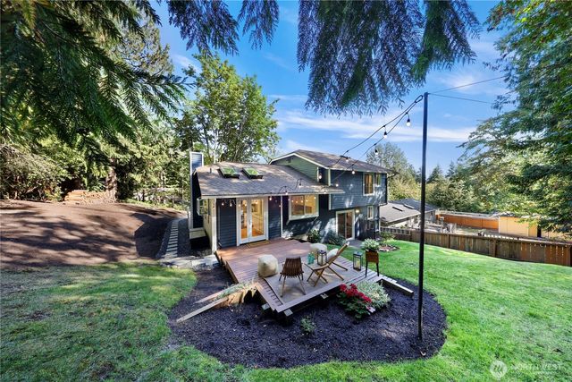 22721 NE 12th Place, Sammamish, WA 98074