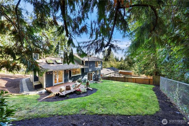 22721 NE 12th Place, Sammamish, WA 98074