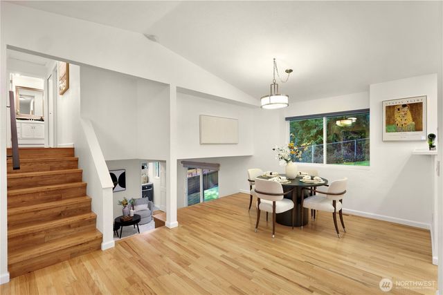 22721 NE 12th Place, Sammamish, WA 98074