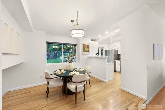 22721 NE 12th Place, Sammamish, WA 98074