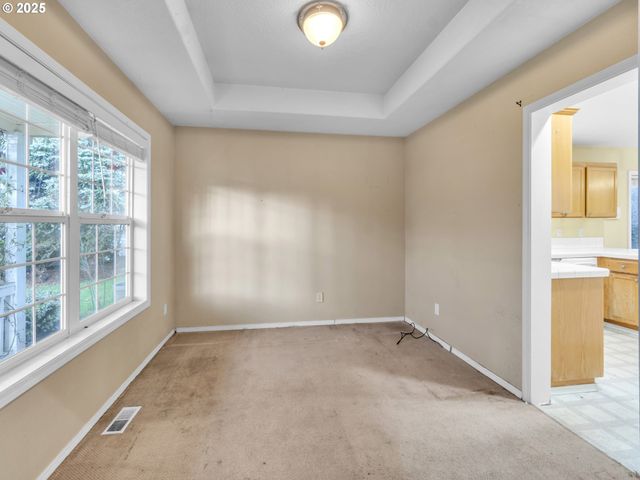 58782 EVERGREEN Loop, St Helens, OR 97051