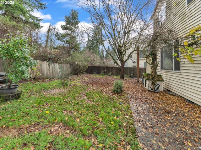 58782 EVERGREEN Loop, St Helens, OR 97051