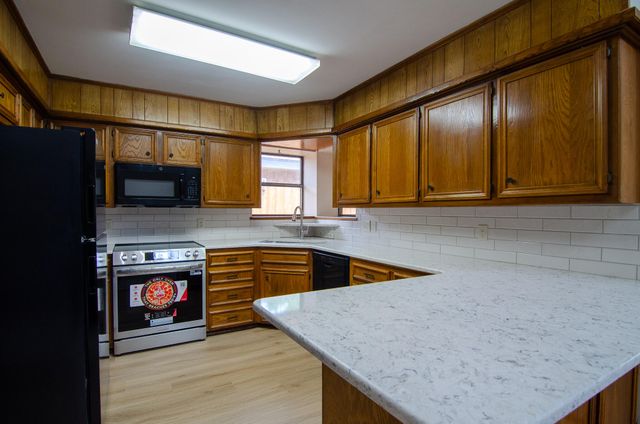 502 N Granby Avenue, Lubbock, TX 79416