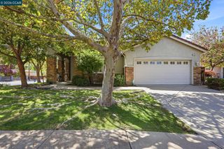 1101 Sunny Cove St, Walnut Creek, CA 94597