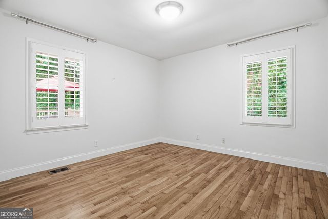 799 Larry Lane, Decatur, GA 30033