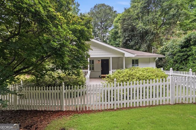799 Larry Lane, Decatur, GA 30033