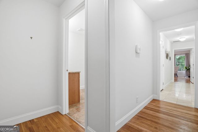 799 Larry Lane, Decatur, GA 30033