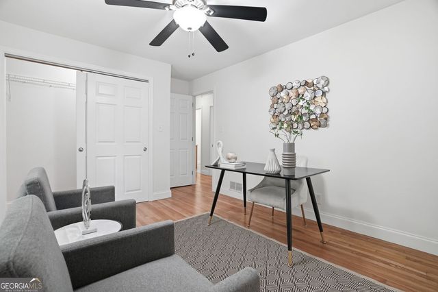 799 Larry Lane, Decatur, GA 30033