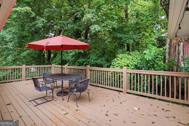 799 Larry Lane, Decatur, GA 30033