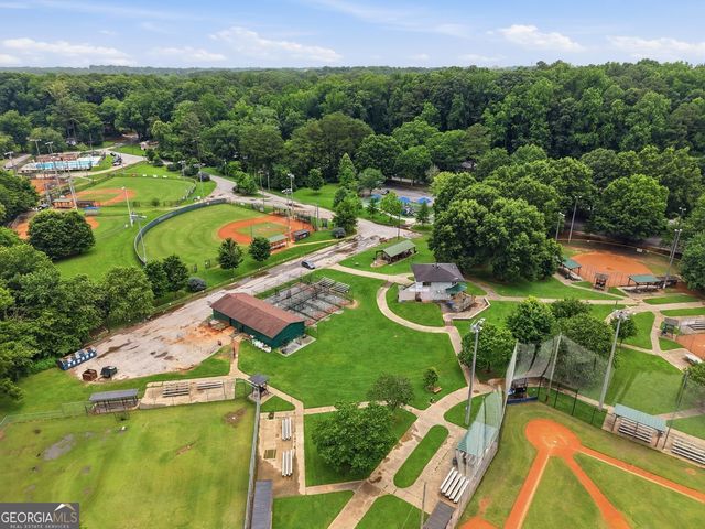 799 Larry Lane, Decatur, GA 30033