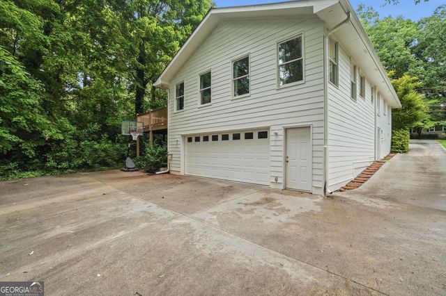 799 Larry Lane, Decatur, GA 30033