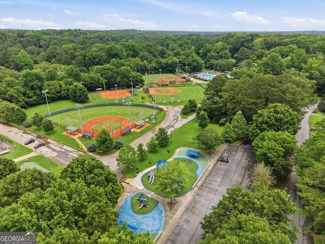 799 Larry Lane, Decatur, GA 30033