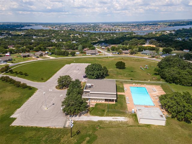 3910 Laramie Trail, Granbury, TX 76048