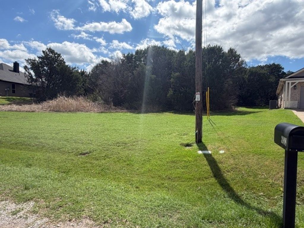 3910 Laramie Trail, Granbury, TX 76048