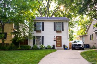 417 Curry Avenue, Royal Oak, MI 48067