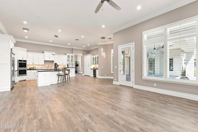 3415 E AQUARIUS Court, Chandler, AZ 85249