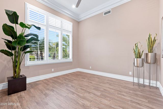 3415 E AQUARIUS Court, Chandler, AZ 85249
