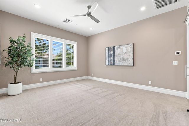 3415 E AQUARIUS Court, Chandler, AZ 85249