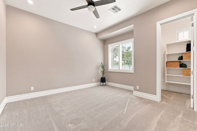 3415 E AQUARIUS Court, Chandler, AZ 85249