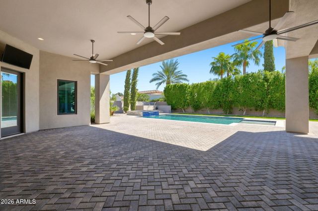 3415 E AQUARIUS Court, Chandler, AZ 85249