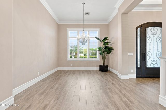 3415 E AQUARIUS Court, Chandler, AZ 85249