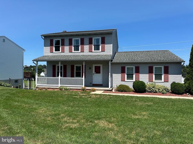 2143 SHERI LN, Mount Joy, PA 17552