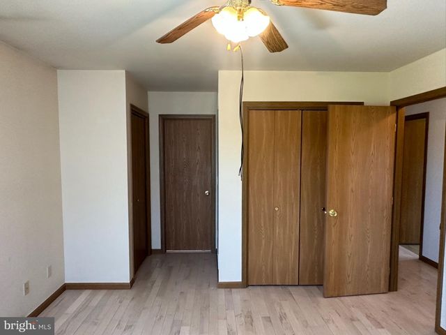 2143 SHERI LN, Mount Joy, PA 17552