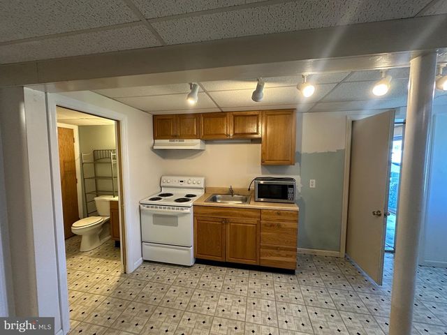 2143 SHERI LN, Mount Joy, PA 17552